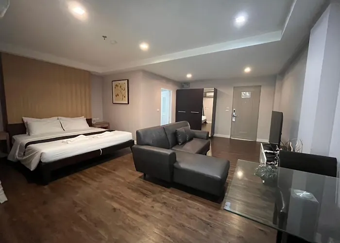 Sunday Platinum Hotel