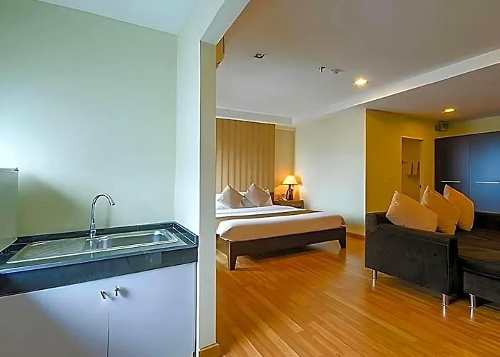 Sunday Platinum 5* Bangkok